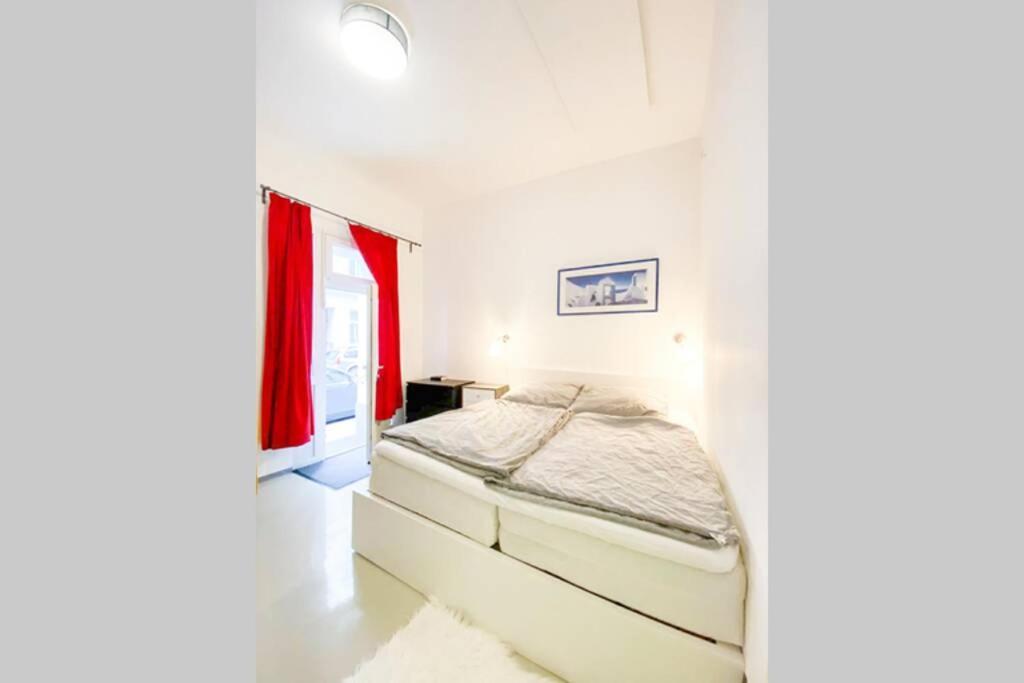 Studio,10 Min To Citycenter,33M,Smart Tv,Kingbed Виена Екстериор снимка